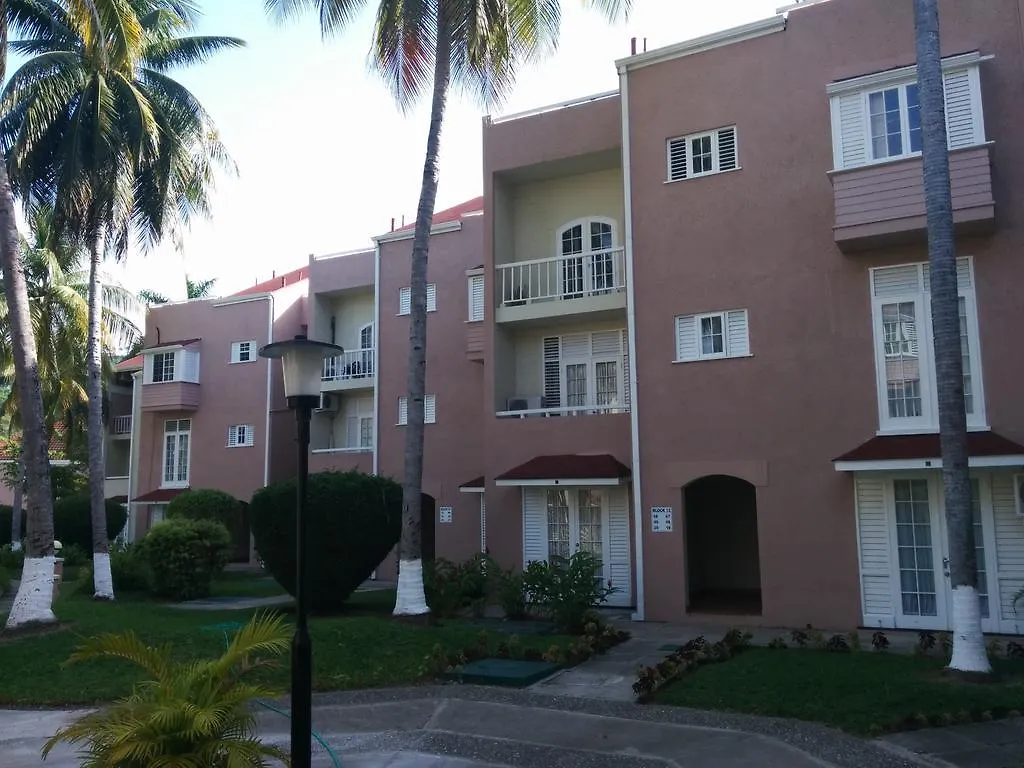 Condos At Fisherman'S Point Ocho Rios Aparthotel